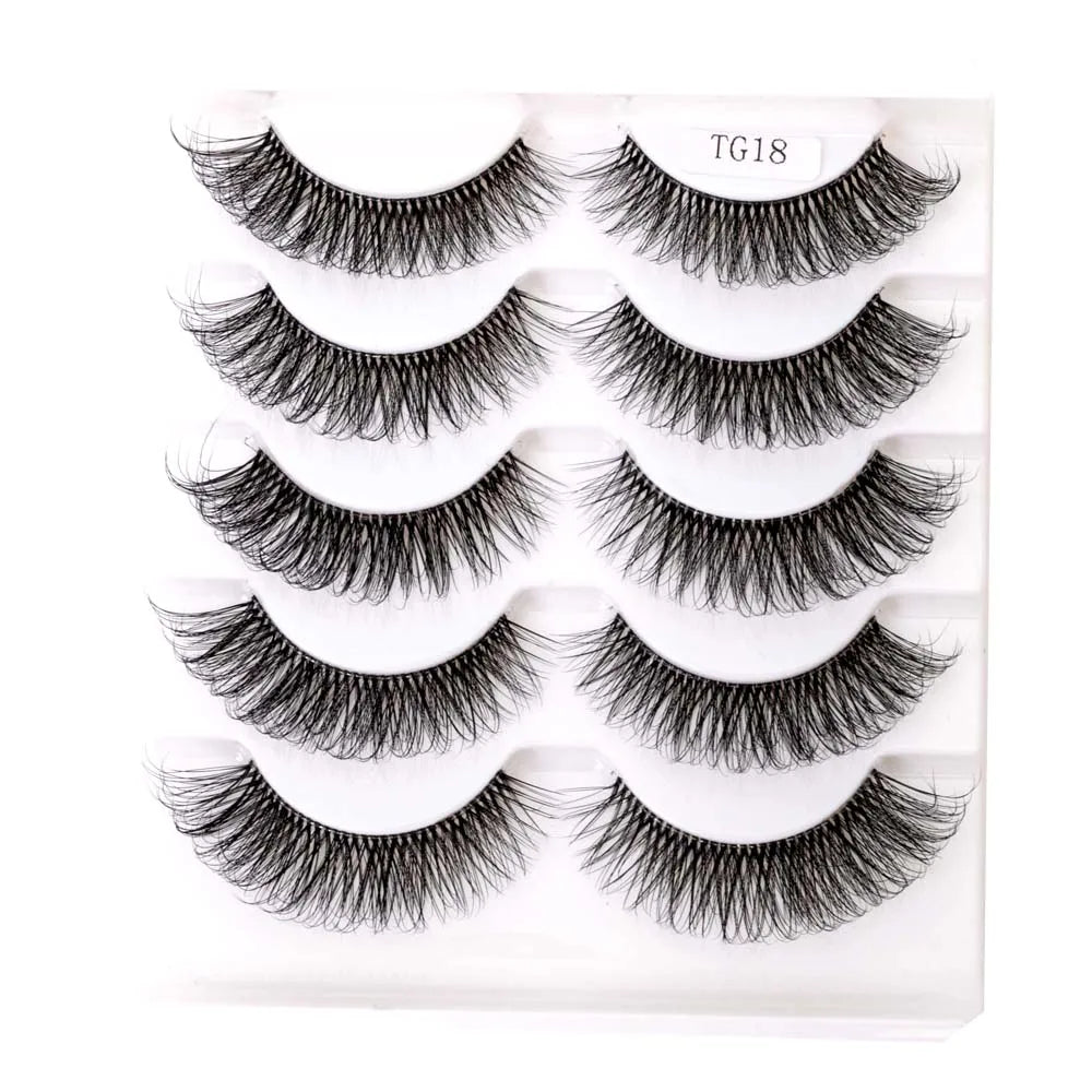 Clear Band Cat Eyelashes Extensions - LuxxieLashes