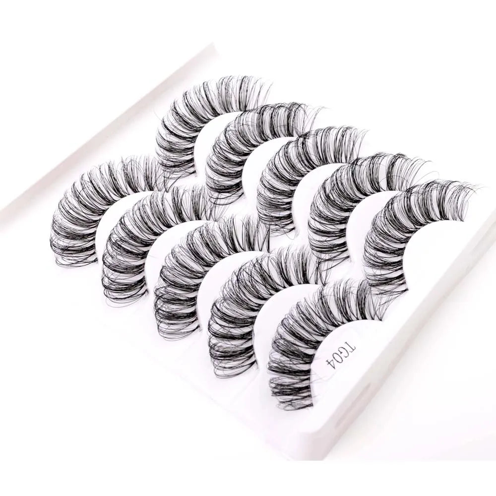 Clear Band Cat Eyelashes Extensions - LuxxieLashes