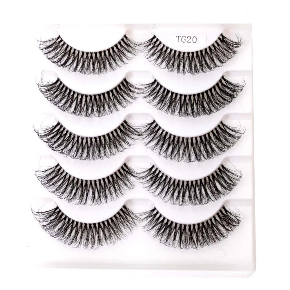 Clear Band Cat Eyelashes Extensions - LuxxieLashes